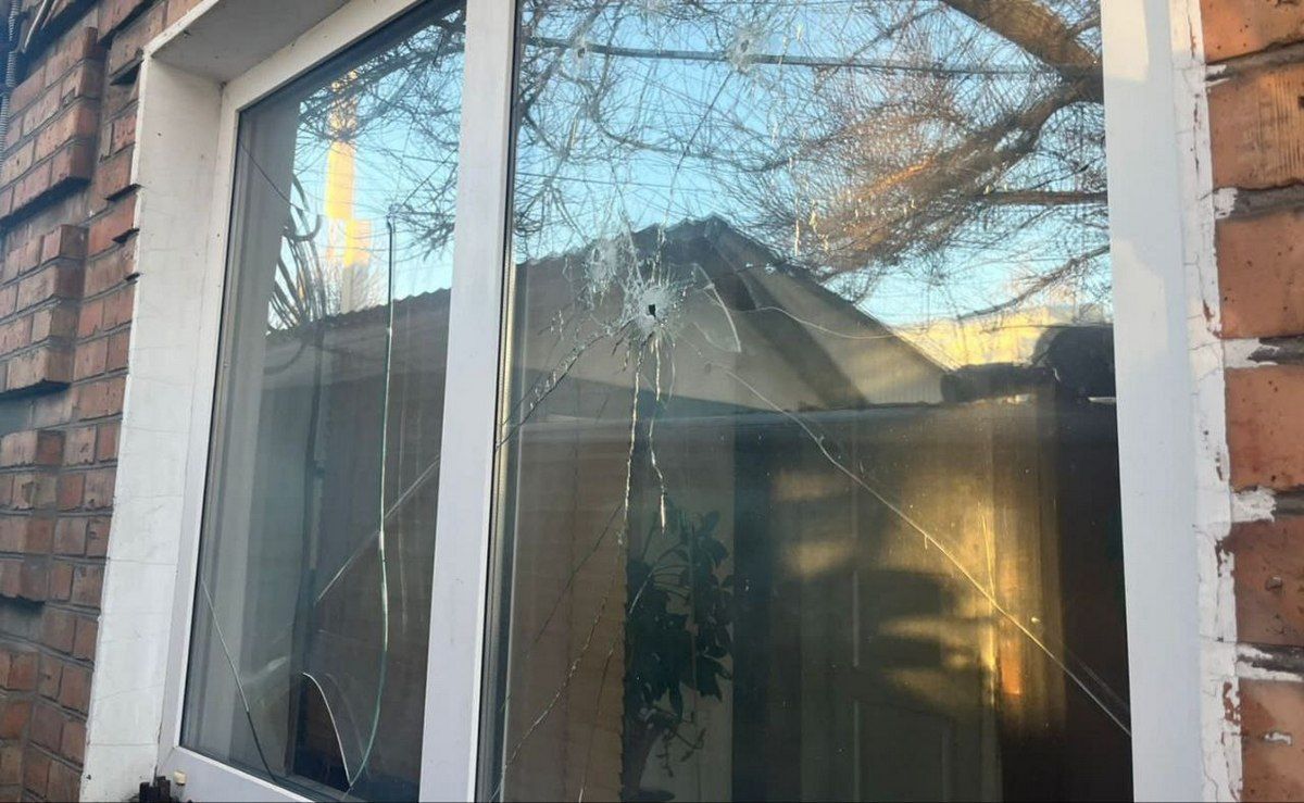 30 января во двор в Синельниковском районе попала ракета 30 января во двор в Синельниковском районе попала ракета