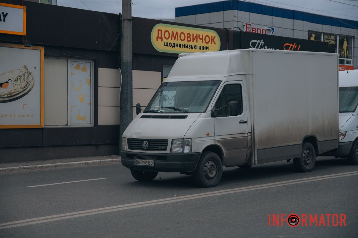 Грузовик Volkswagen сбил пешехода