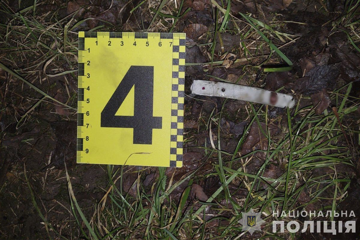 Поліцейські працювали на місці події Поліцейські працювали на місці події