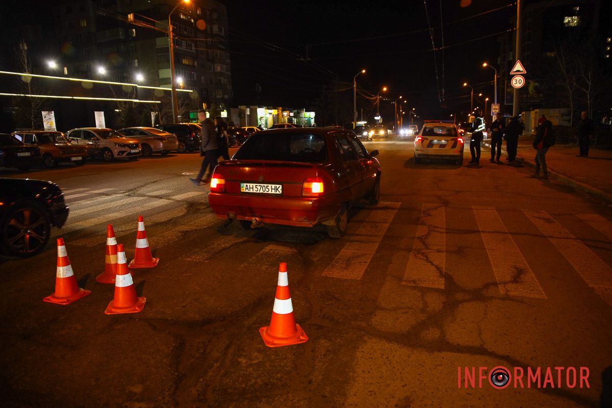 Автомобиль двигался по бульвару Славы в направлении жилого массива Победа Автомобиль двигался по бульвару Славы в направлении жилого массива Победа