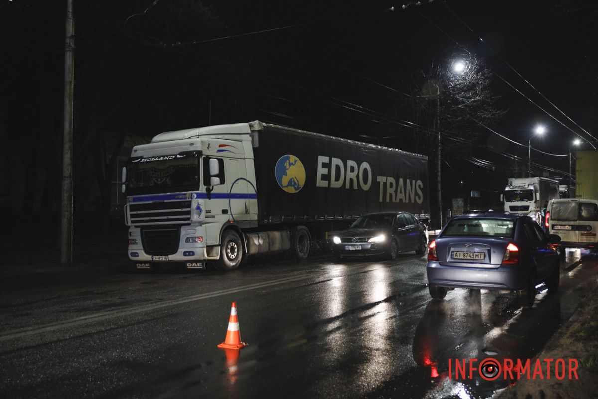 ДТП на перекрестке проспекта Сергея Нигояна и улицы Качалова