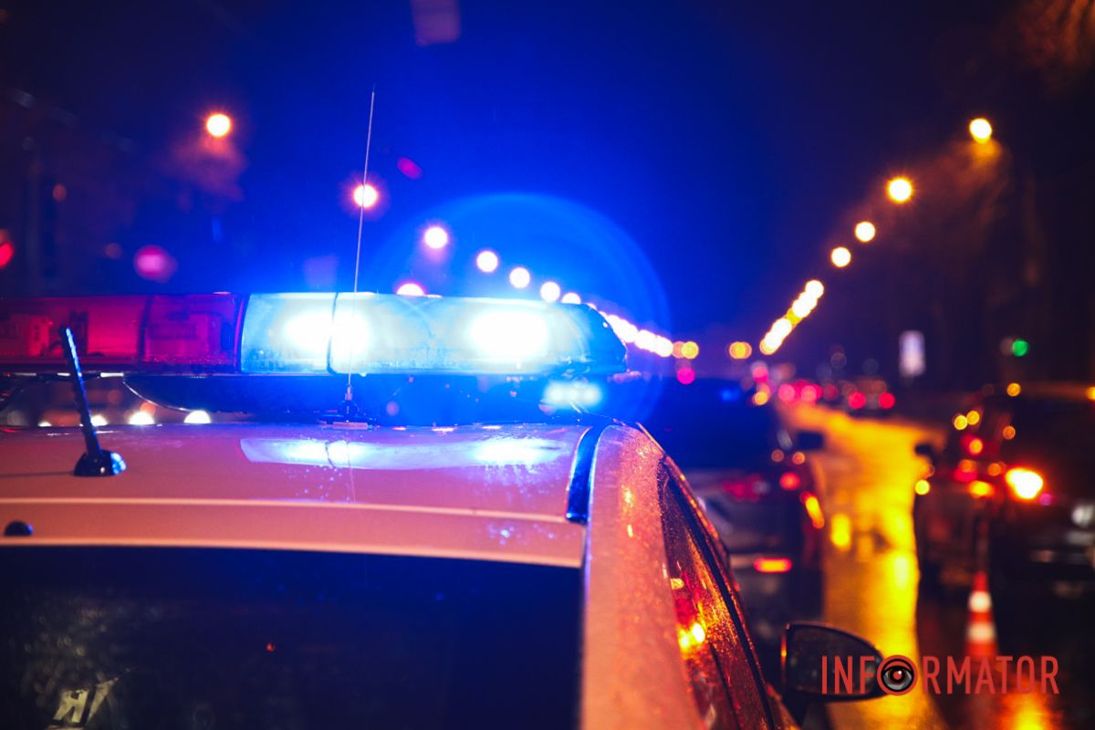 На месте работают патрульные