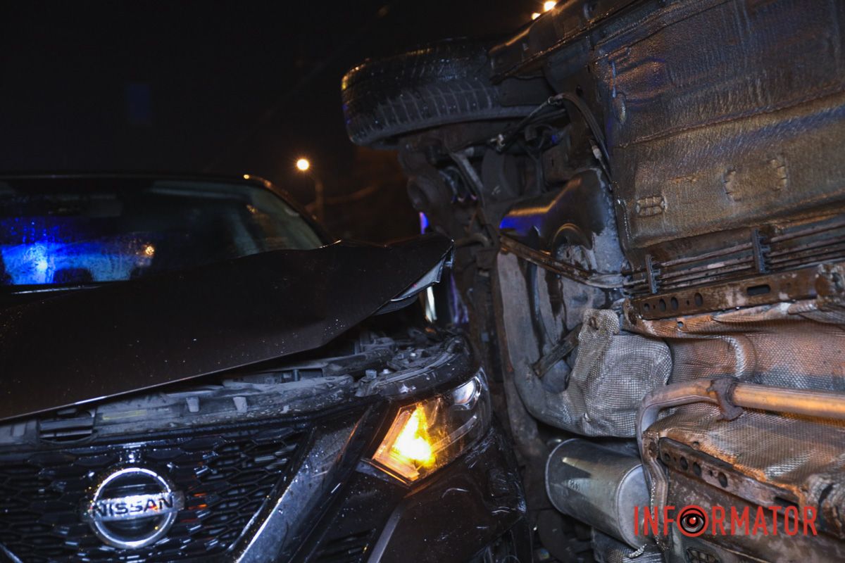 Занята левая полоса по Рабочей со стороны Леси Украинки