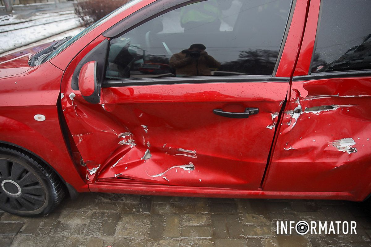 Трамвай №1 временно не курсирует по обоим направлениям