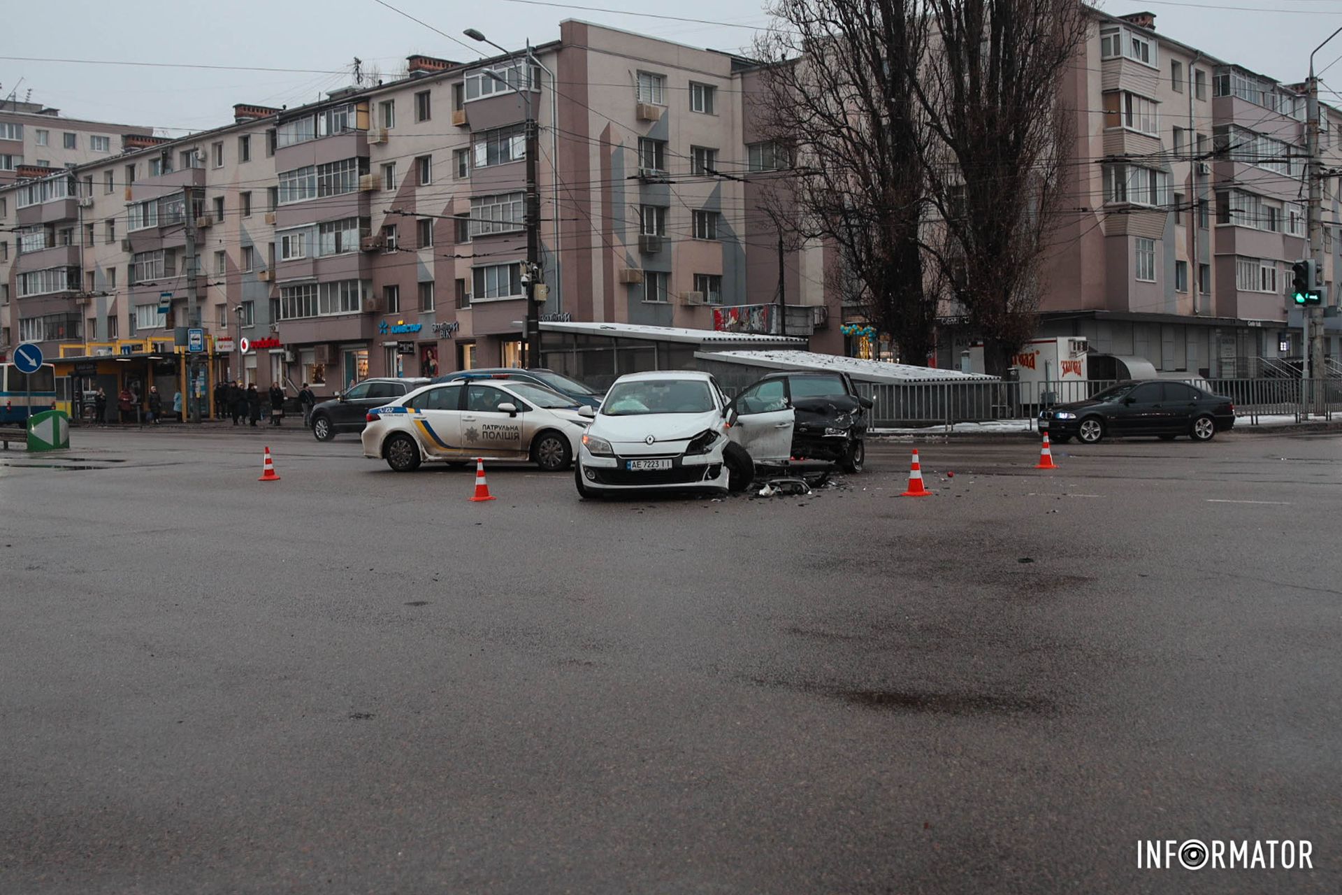 Vомент со стороны Донецкого шоссе по Калиновой ехал ВАЗ Vомент со стороны Донецкого шоссе по Калиновой ехал ВАЗ