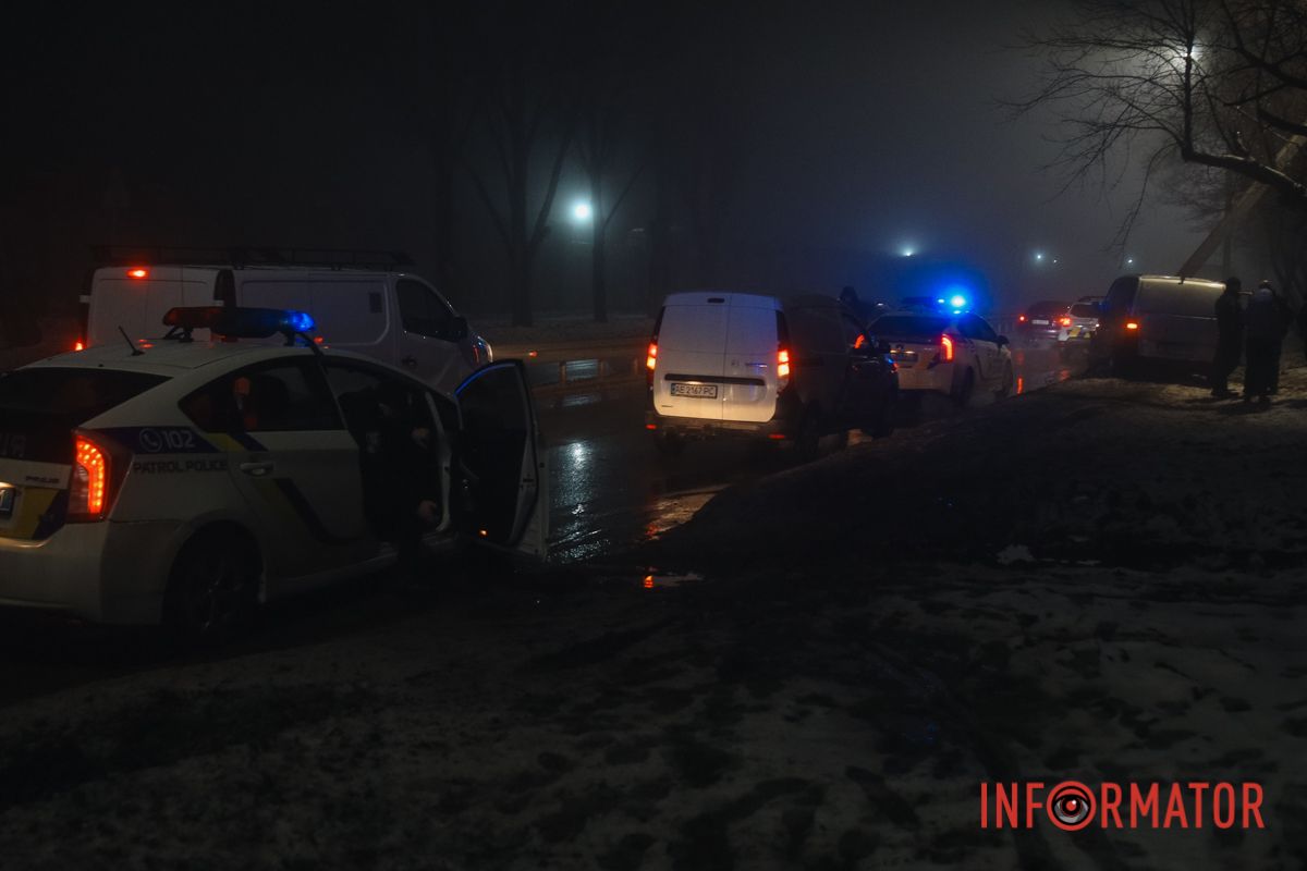 Зайнята права смуга по Криворізькій зі сторони Робочої