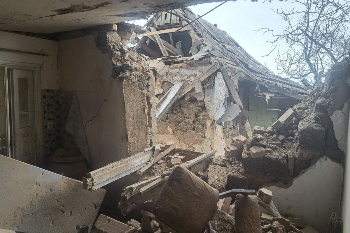 Повреждены почти два десятка частных домов и 11 хозяйственных построек