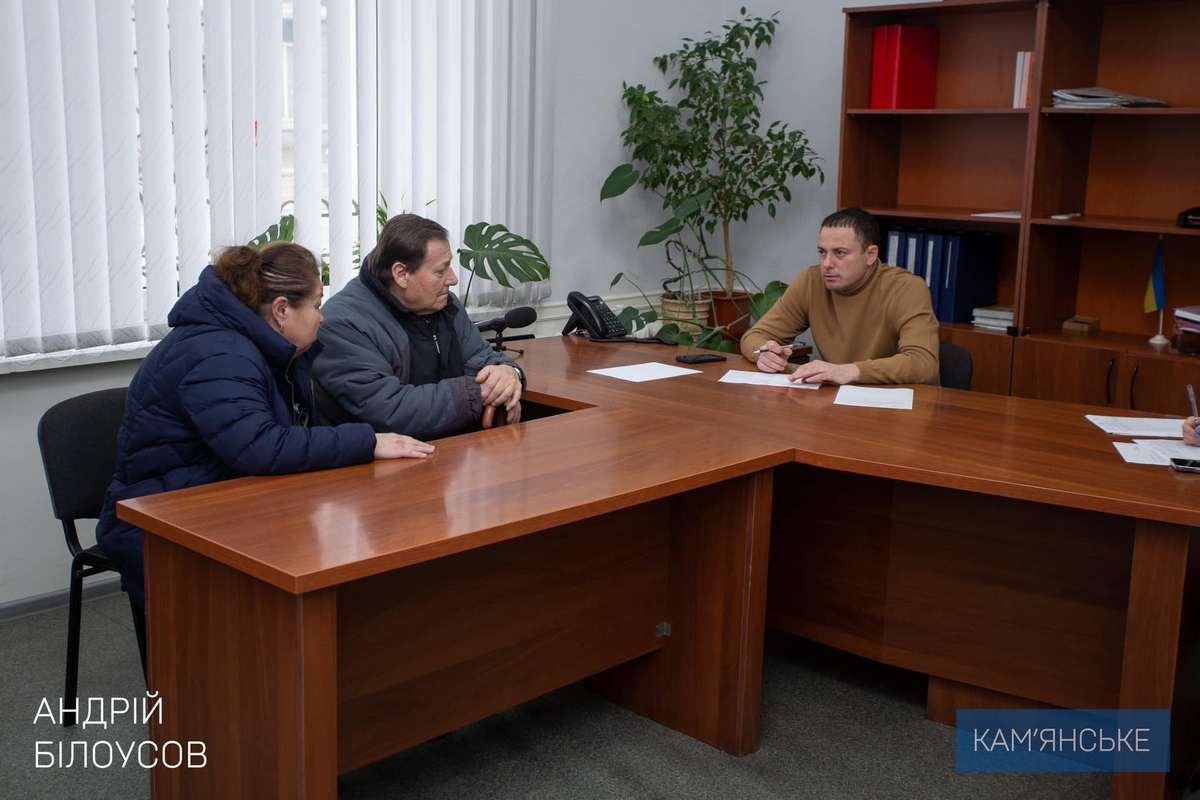 Среди вопросов - отопление, предоставление материальной помощи для лечения и другое