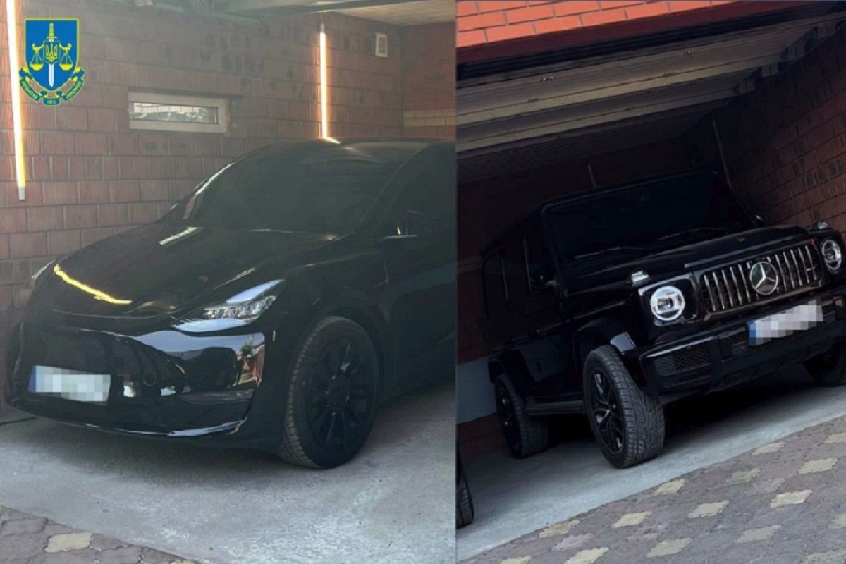 Арештовані автівки