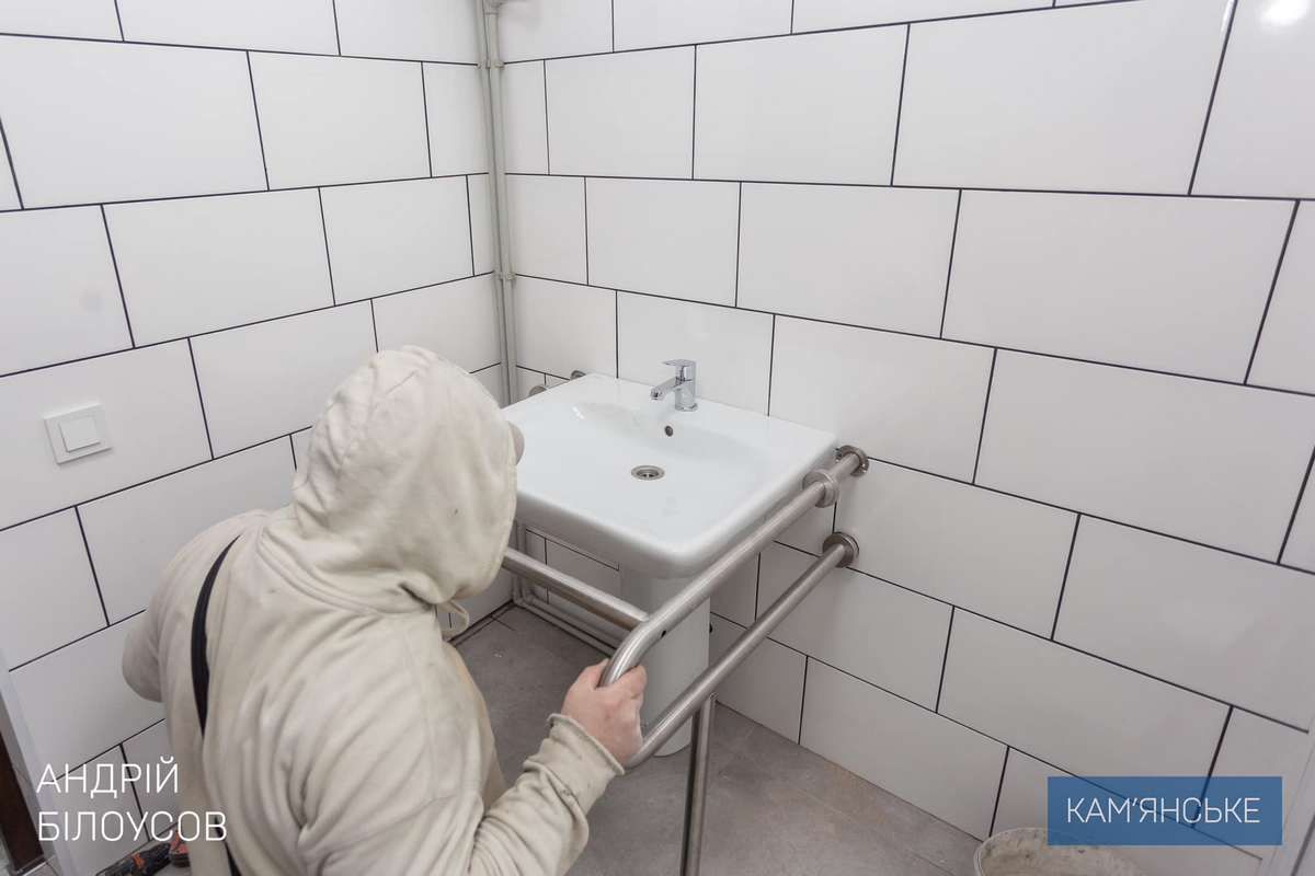 Планується облаштування меблями та необхідною технікою