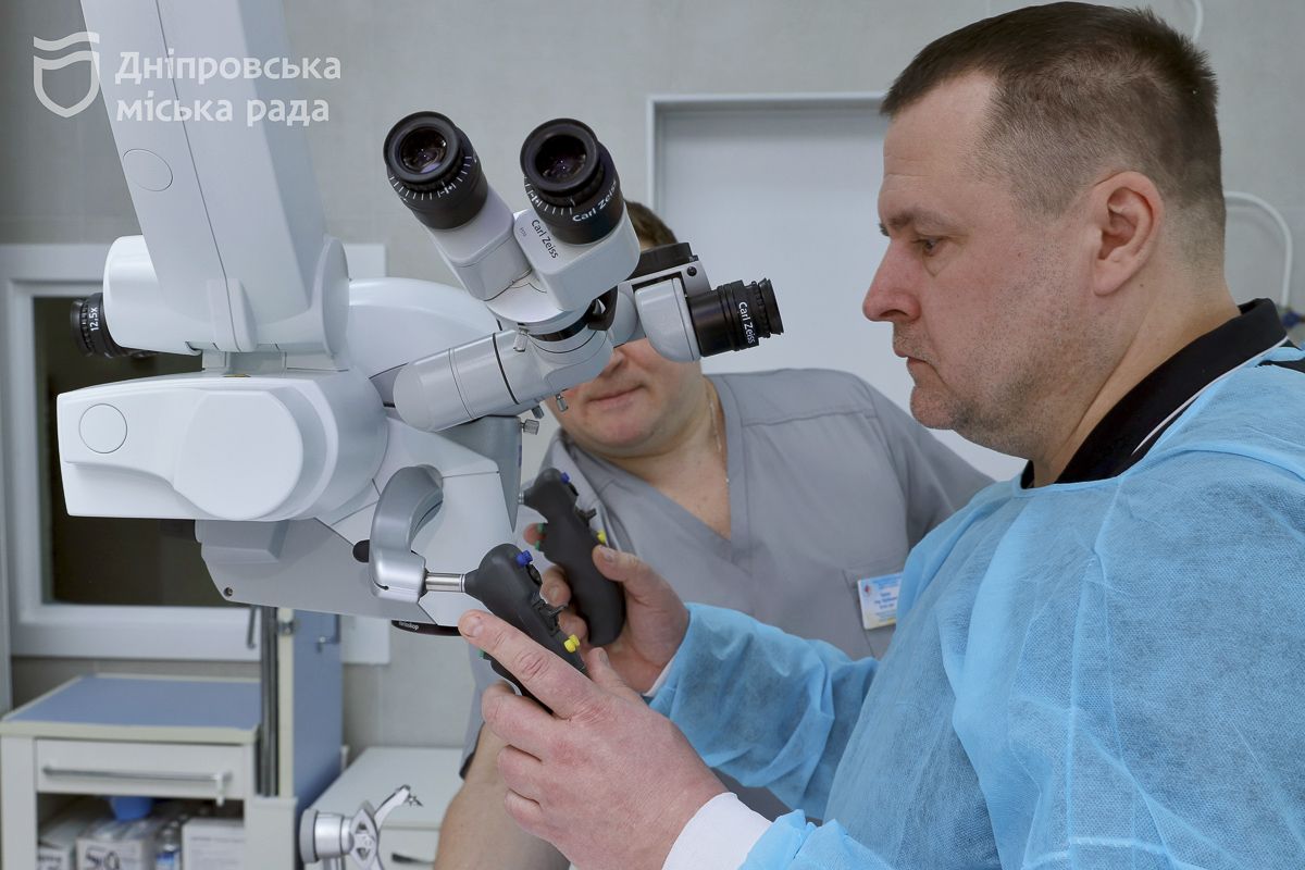 От новой операционной до специального микроскопа, что повышает точность работы