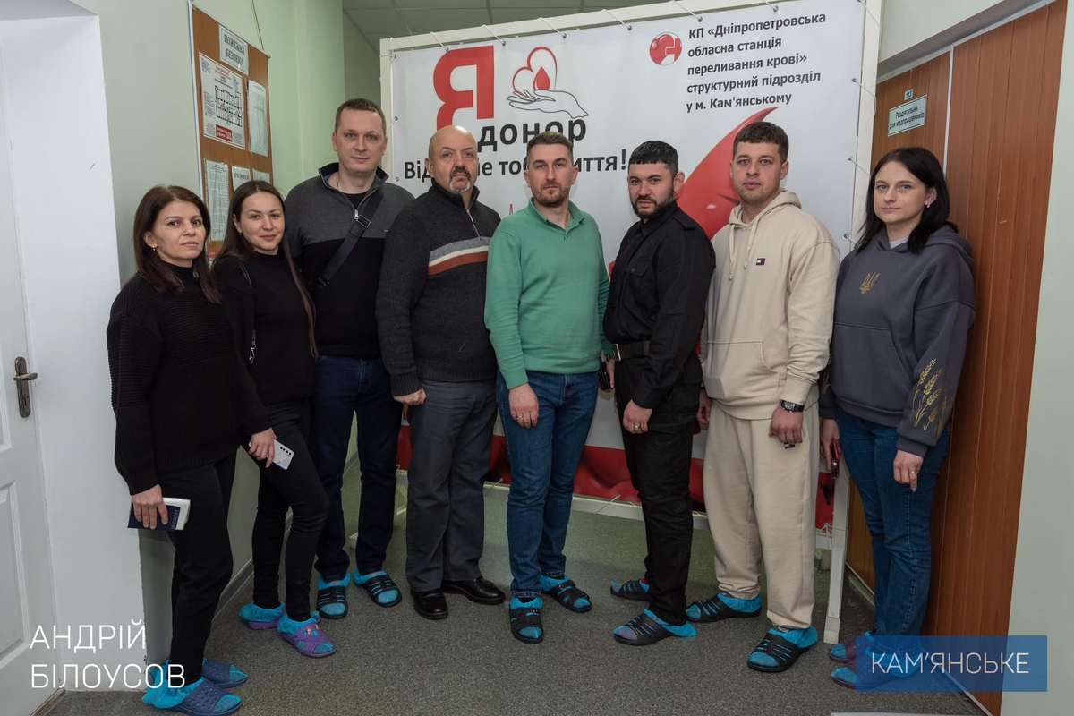 "Здали кров, яка допоможе врятувати життя людей, зробивши свій внесок у спільну Перемогу", - Білоусов "Здали кров, яка допоможе врятувати життя людей, зробивши свій внесок у спільну Перемогу", - Білоусов