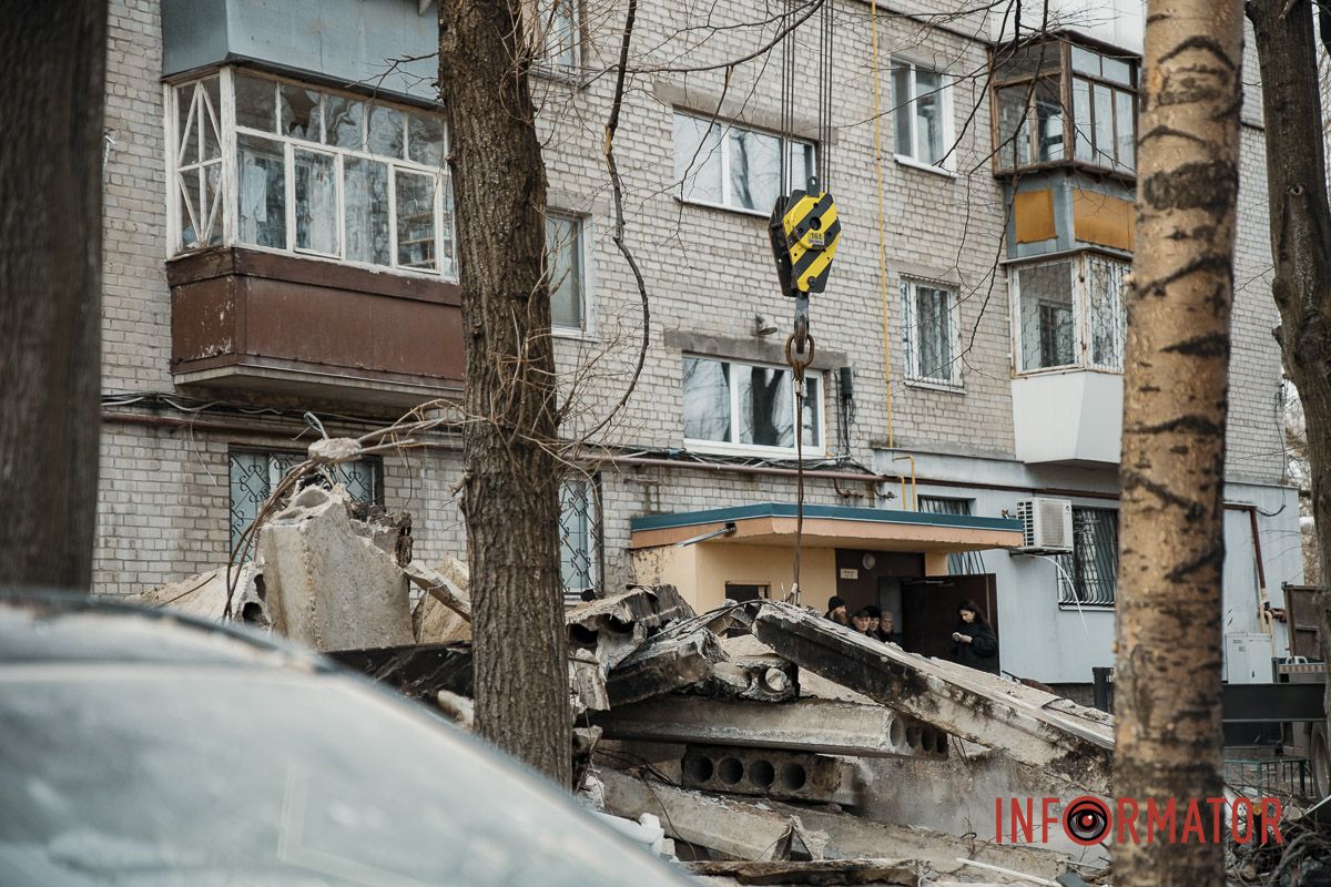 Сколько еще времени весь мир будет просто наблюдать за этим?