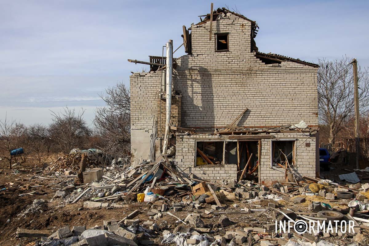 Разбросанный кирпич