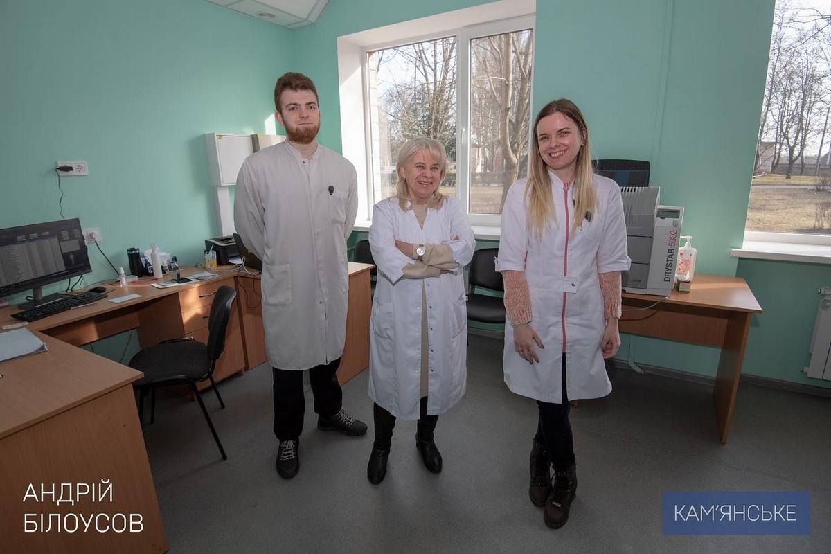 Із сучасною цифровою рентгенодіагностичною системою «JUMONG S» Із сучасною цифровою рентгенодіагностичною системою «JUMONG S»