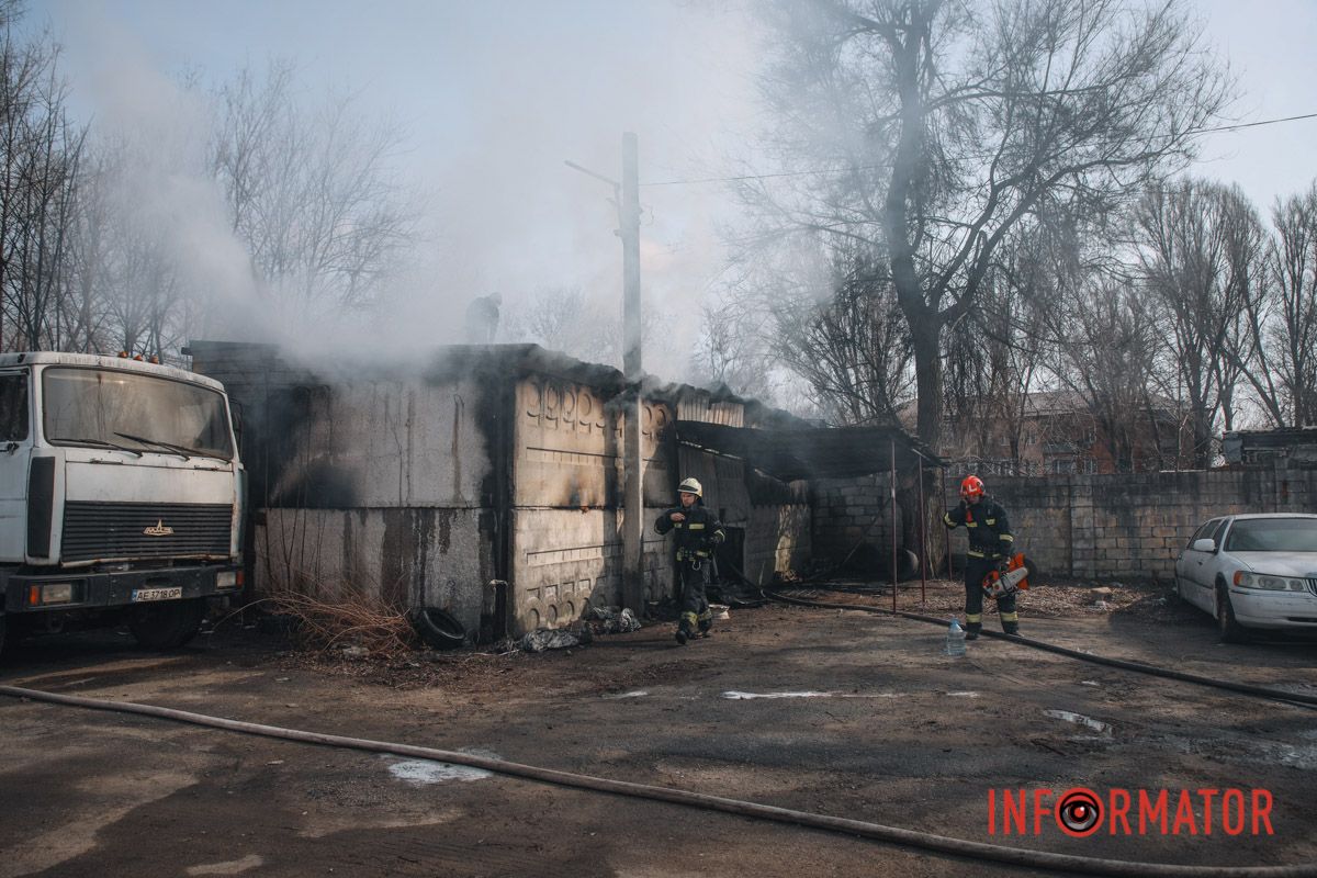 В Днепре на Нооворловской произошел пожар