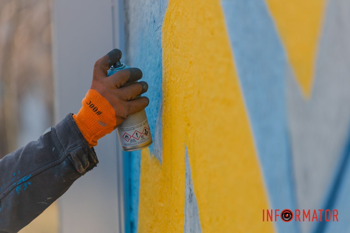 Работа кипит