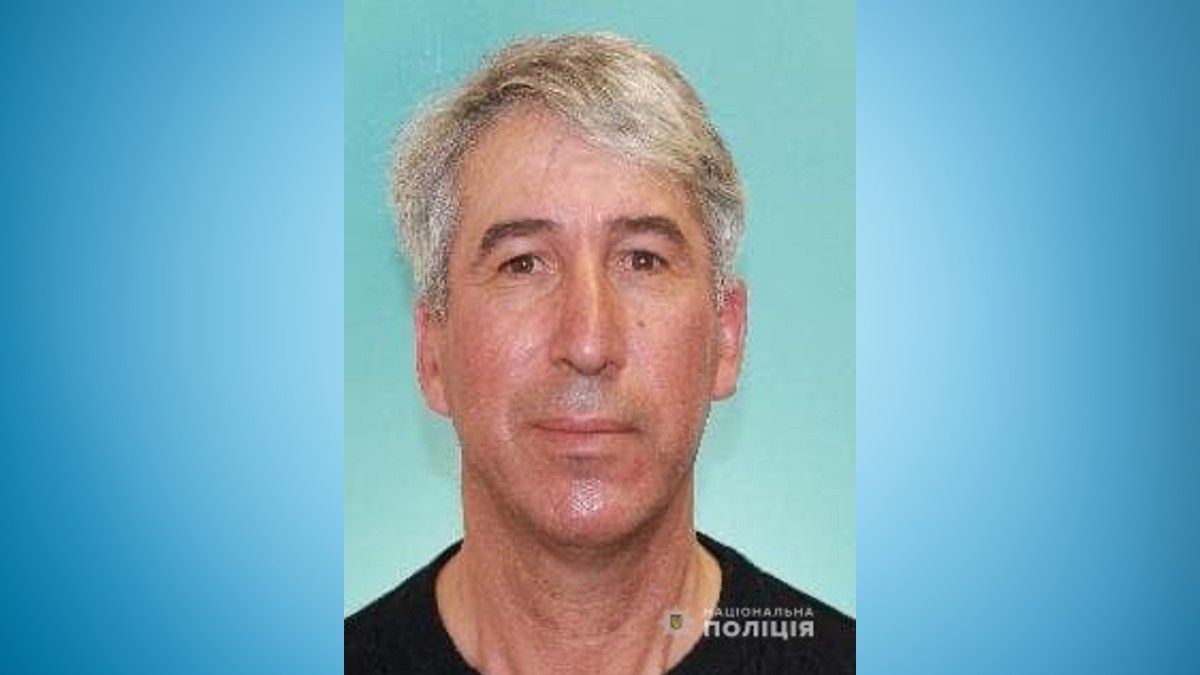 Уехал из дома на автомобиле Opel и пропал: в Днепропетровской области ищут 60-летнего мужчину