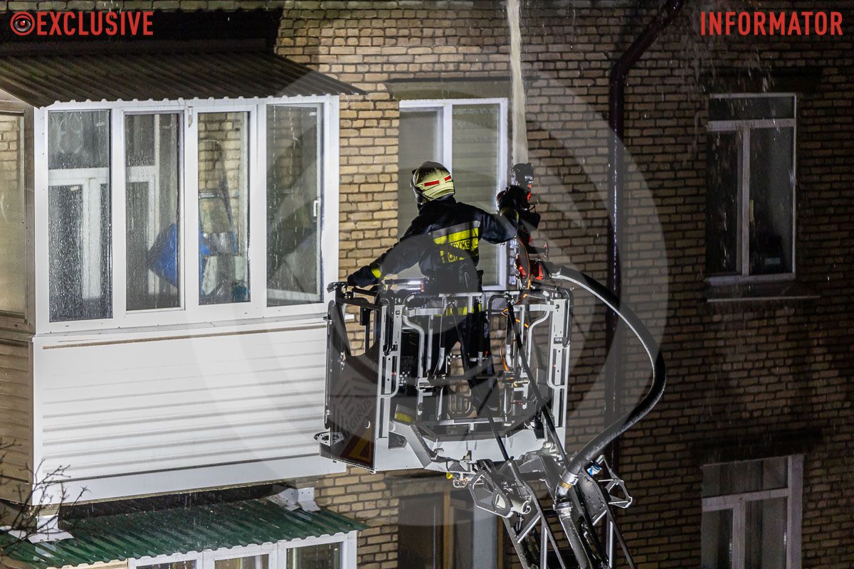 Загорелась крыша 5-этажки