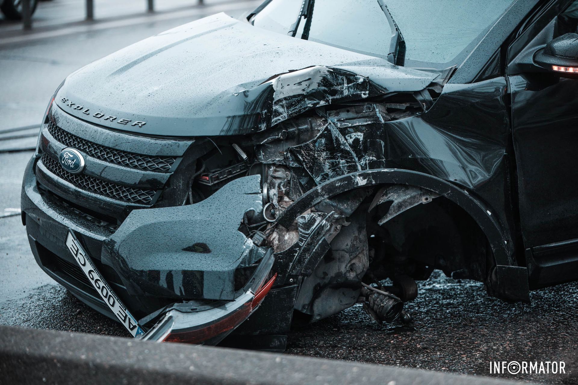 У Ford улетело переднее колесо У Ford улетело переднее колесо