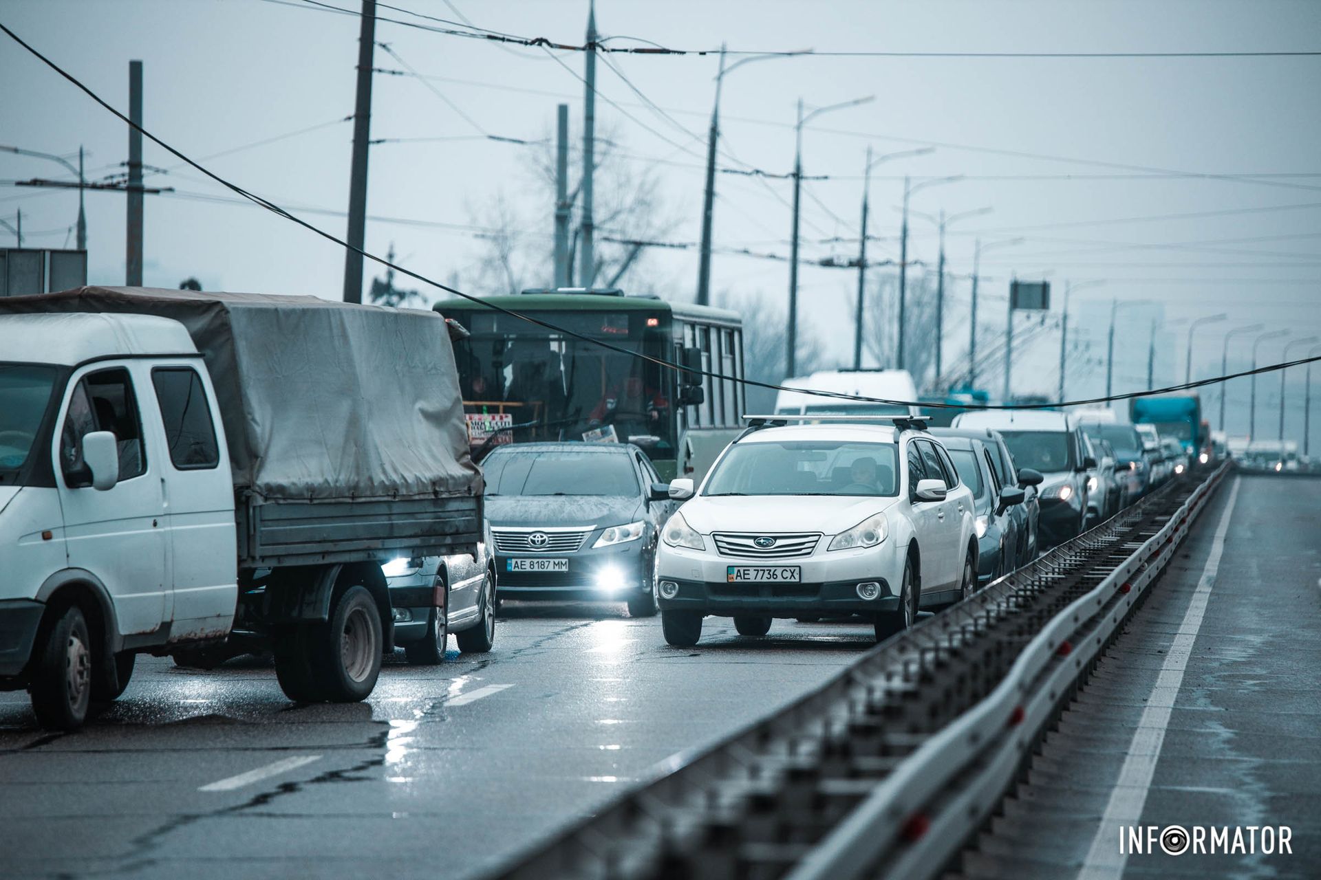 Затор со стороны Нового центра Затор со стороны Нового центра