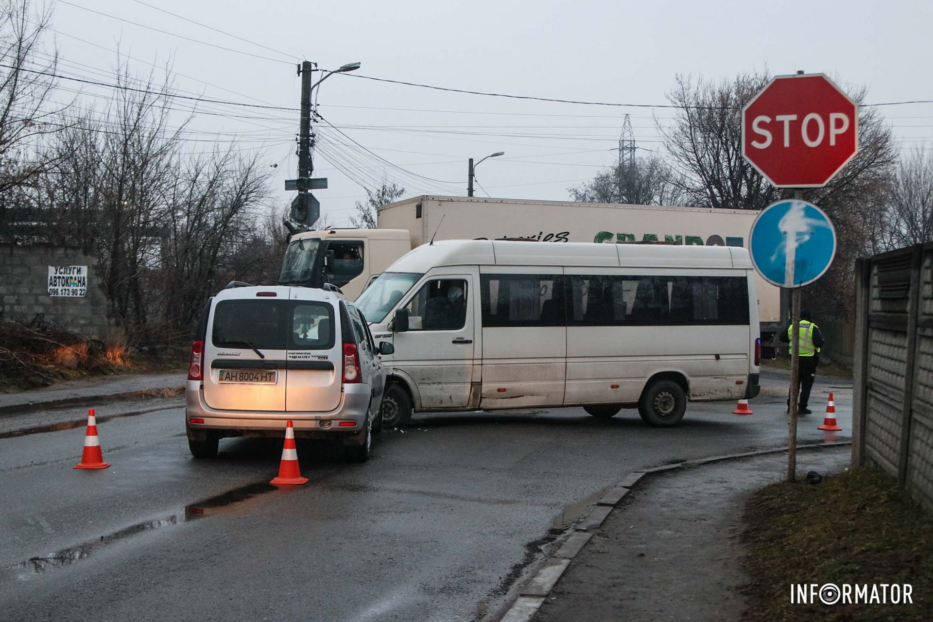 Движение на этом участке осложнено