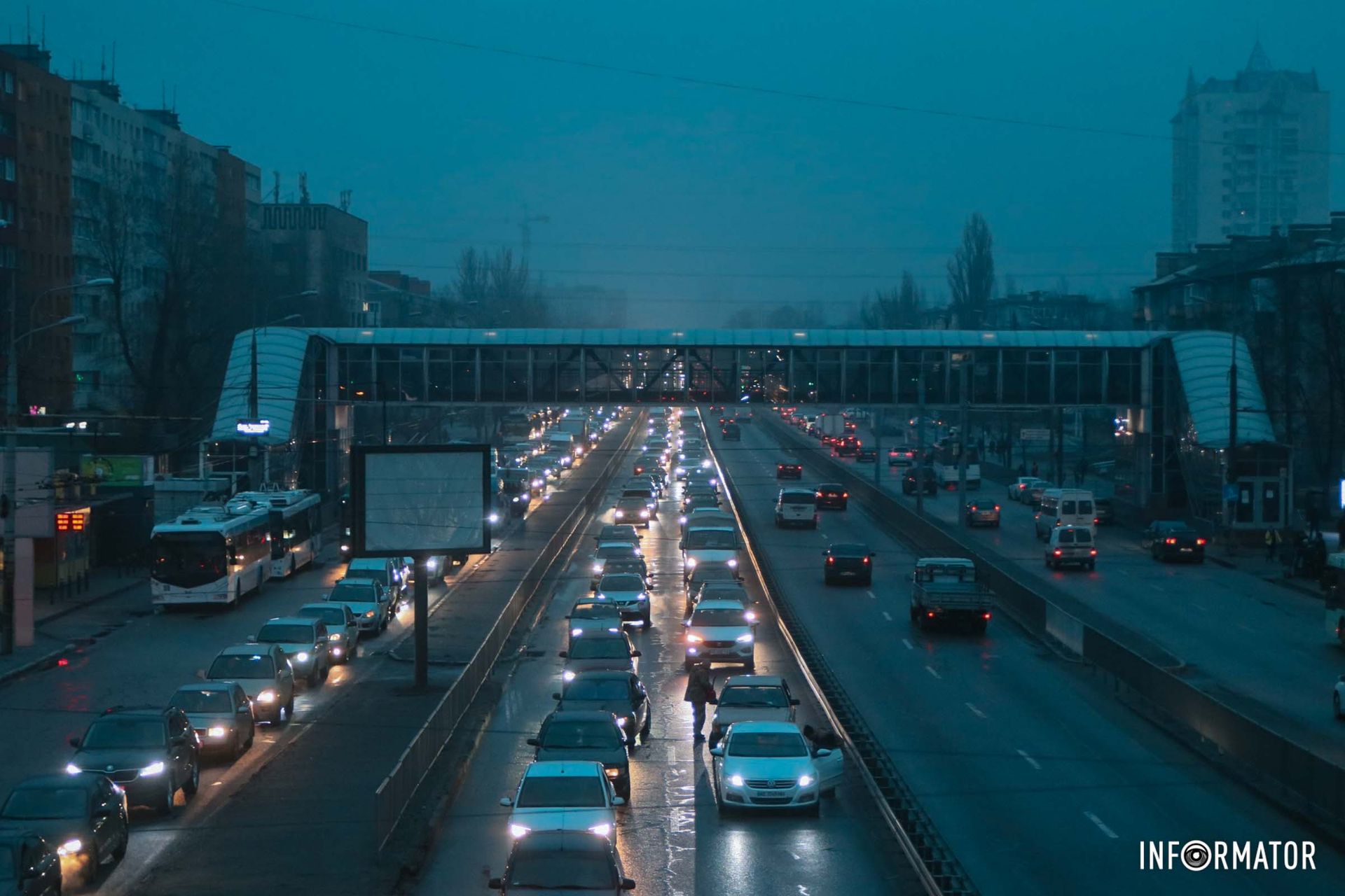 Тролейбуси №3, №7, №17, №20 курсують до вулиці Старозаводської. Рух тролейбуса №14 тимчасово призупинено Тролейбуси №3, №7, №17, №20 курсують до вулиці Старозаводської. Рух тролейбуса №14 тимчасово призупинено