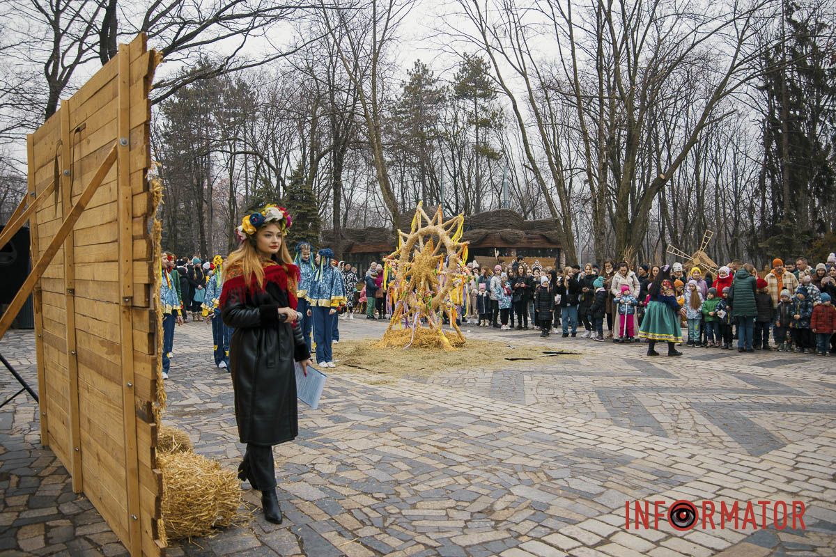 Святкування розпочалося о 13:00 Святкування розпочалося о 13:00