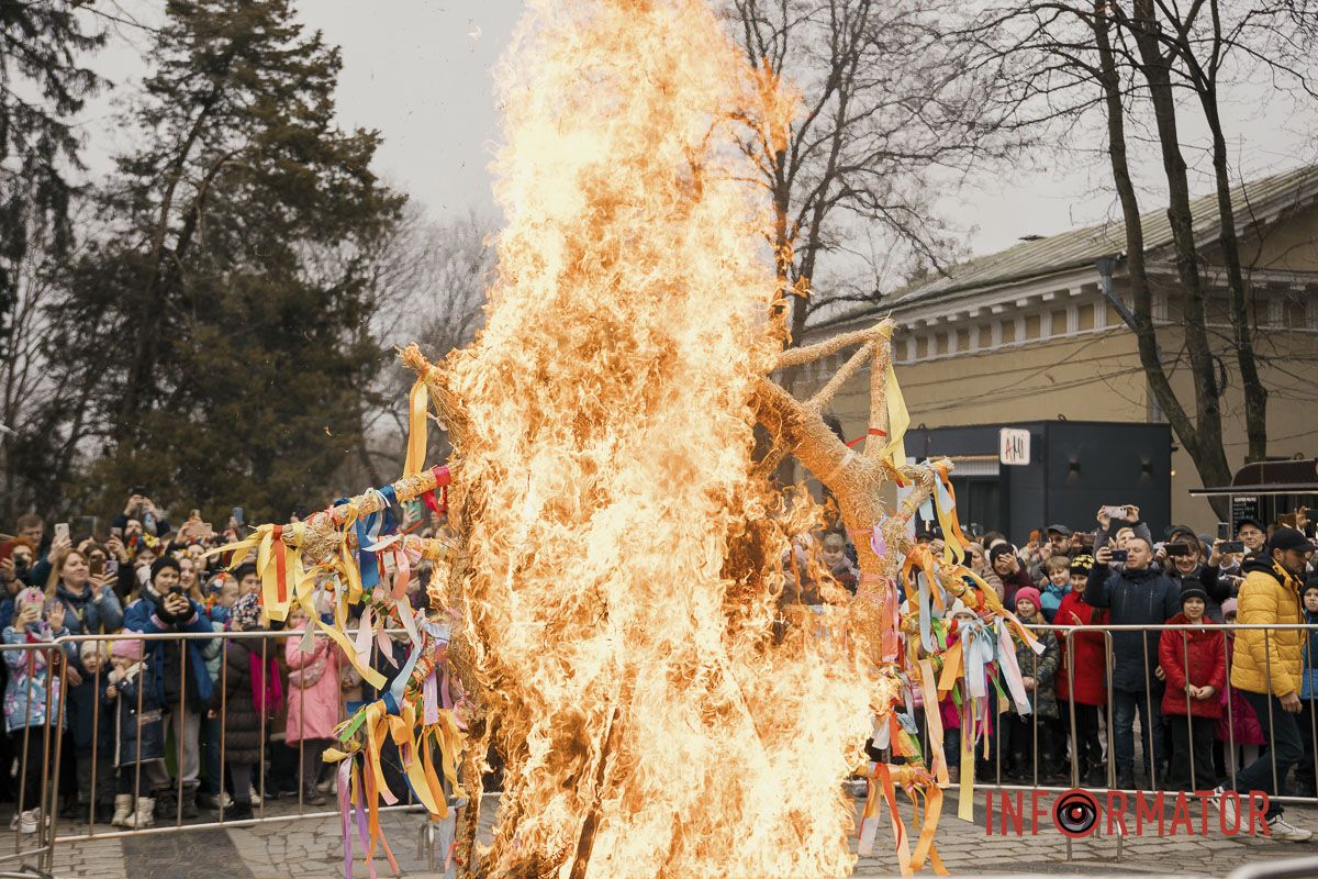 Люди фотографують Люди фотографують