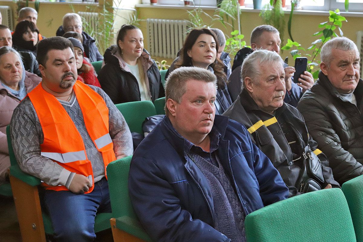 Филатов поздравил коммунальщиков Днепра с профессиональным праздником