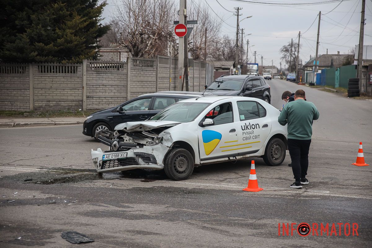 Дотримуйтесь ПДР