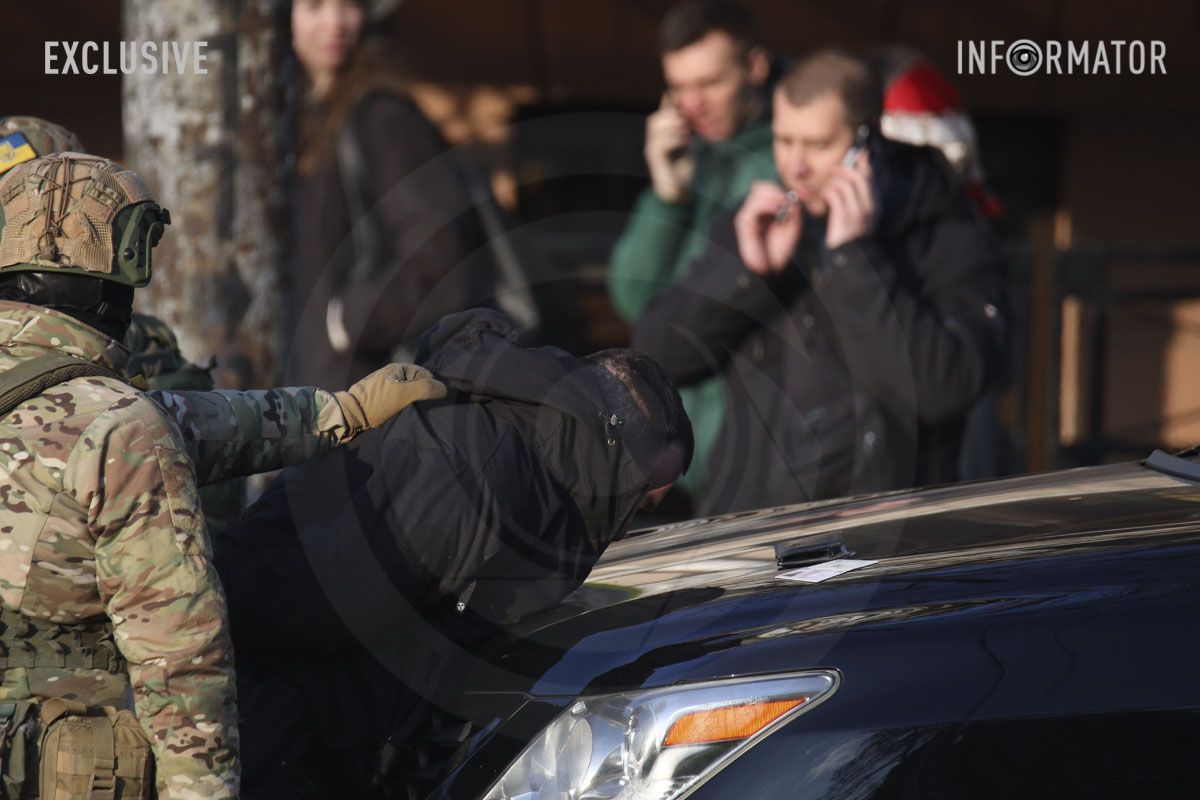 Движение по проспекту Дмитрия Яворницкого усложнено