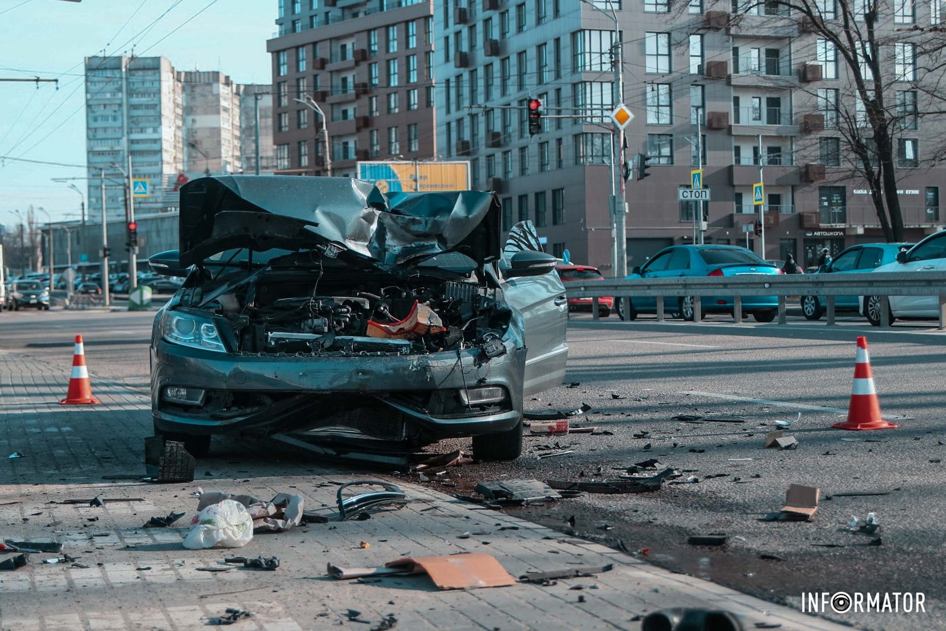 Йому надають медичну допомогу