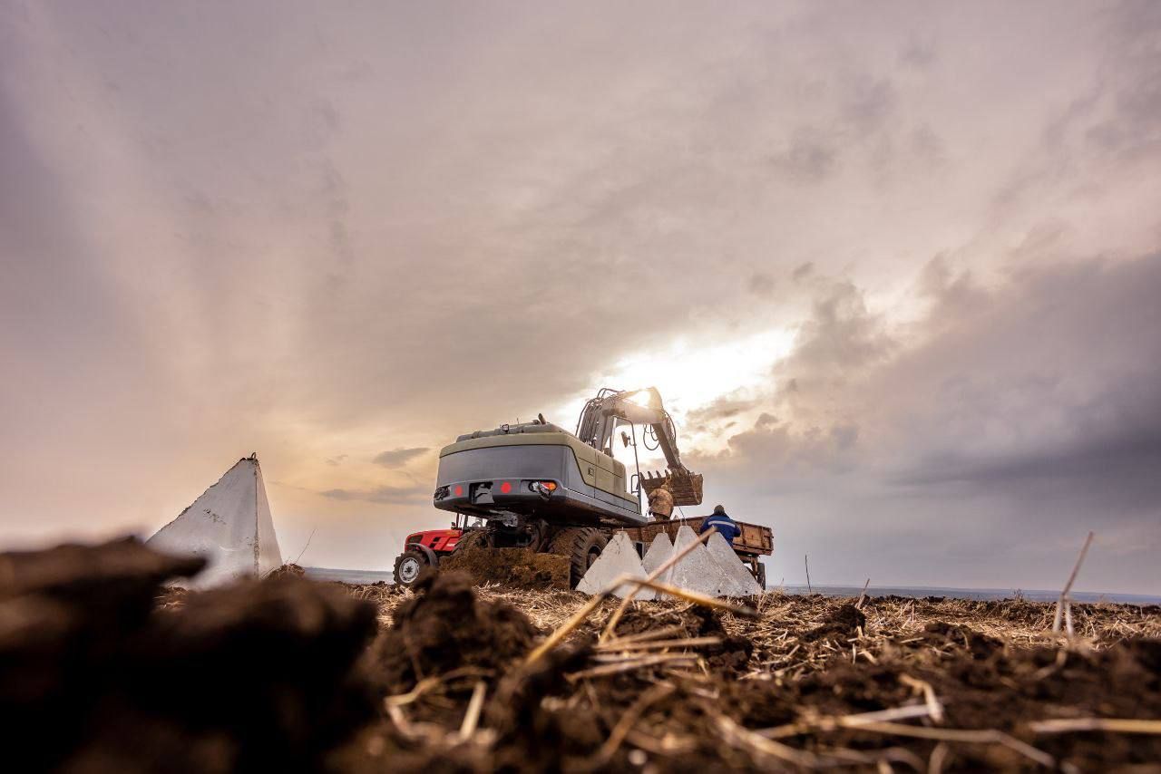 Зокрема, у регіоні споруджують “зуби дракона” Зокрема, у регіоні споруджують “зуби дракона”