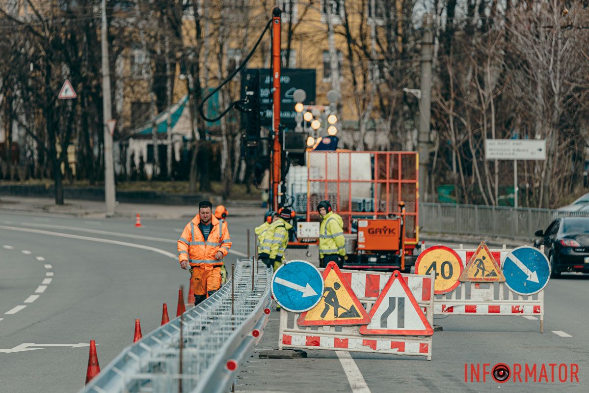 Перевага цього брусу в тому, що він захищає від лобового зіткнення