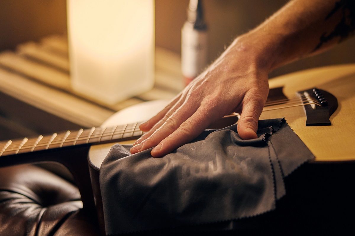 Все поклонники гитар с чего-то начинали