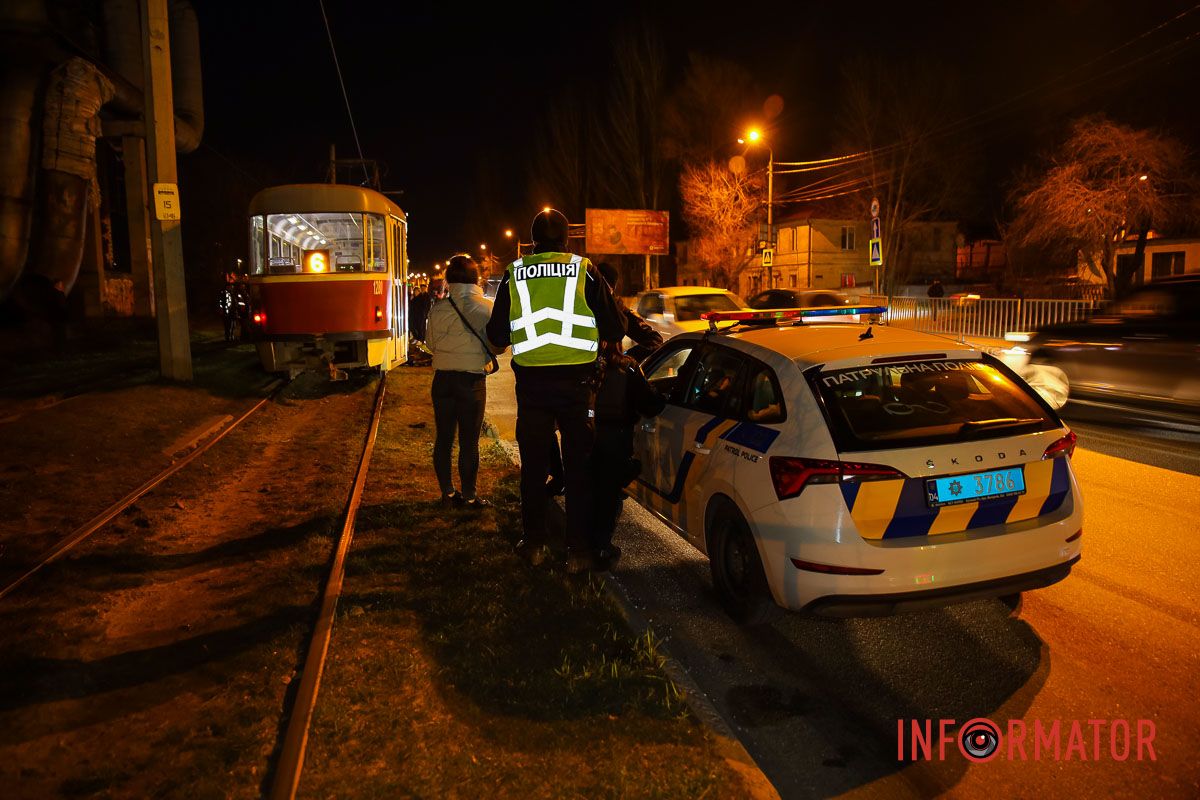 Муж попал под колеса трамвая №6 Муж попал под колеса трамвая №6