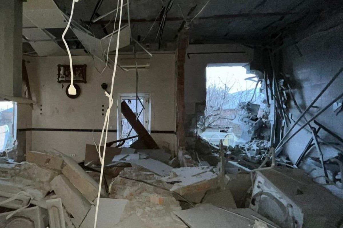 Вечером 25 марта войска России направили дрон-камикадзе на Марганецкую общину Никопольского района Вечером 25 марта войска России направили дрон-камикадзе на Марганецкую общину Никопольского района