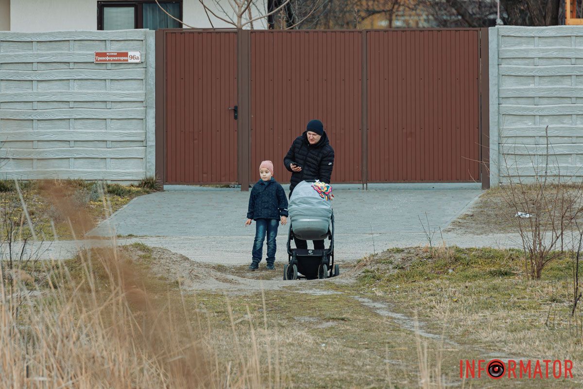 Чи то Біле по небу пливе,