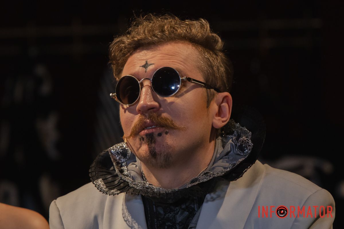 Олексій Клейменов в образі кажана