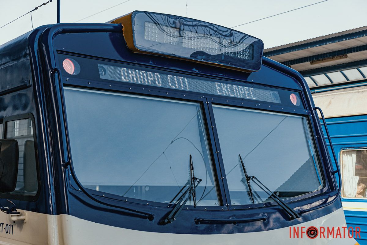 Кабіна машиністів  Кабіна машиністів