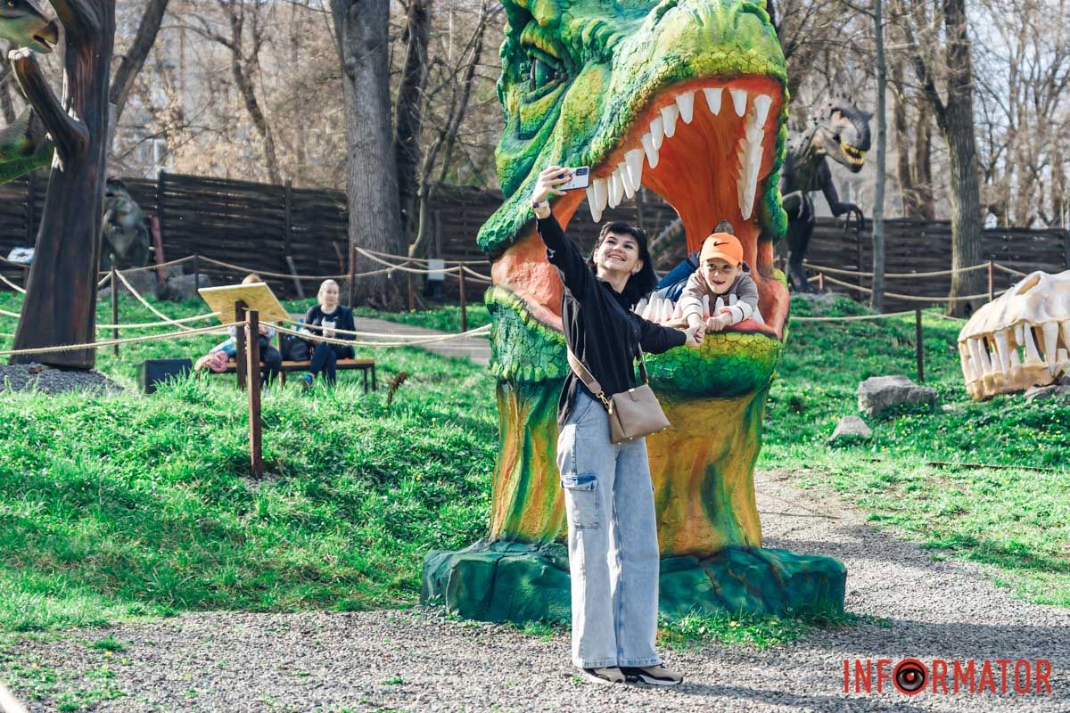 Їх настигли пекучі морози  Їх настигли пекучі морози