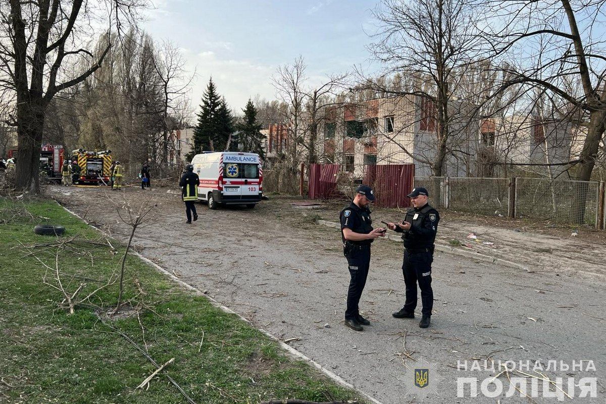 На місці працюють відповідні служби На місці працюють відповідні служби