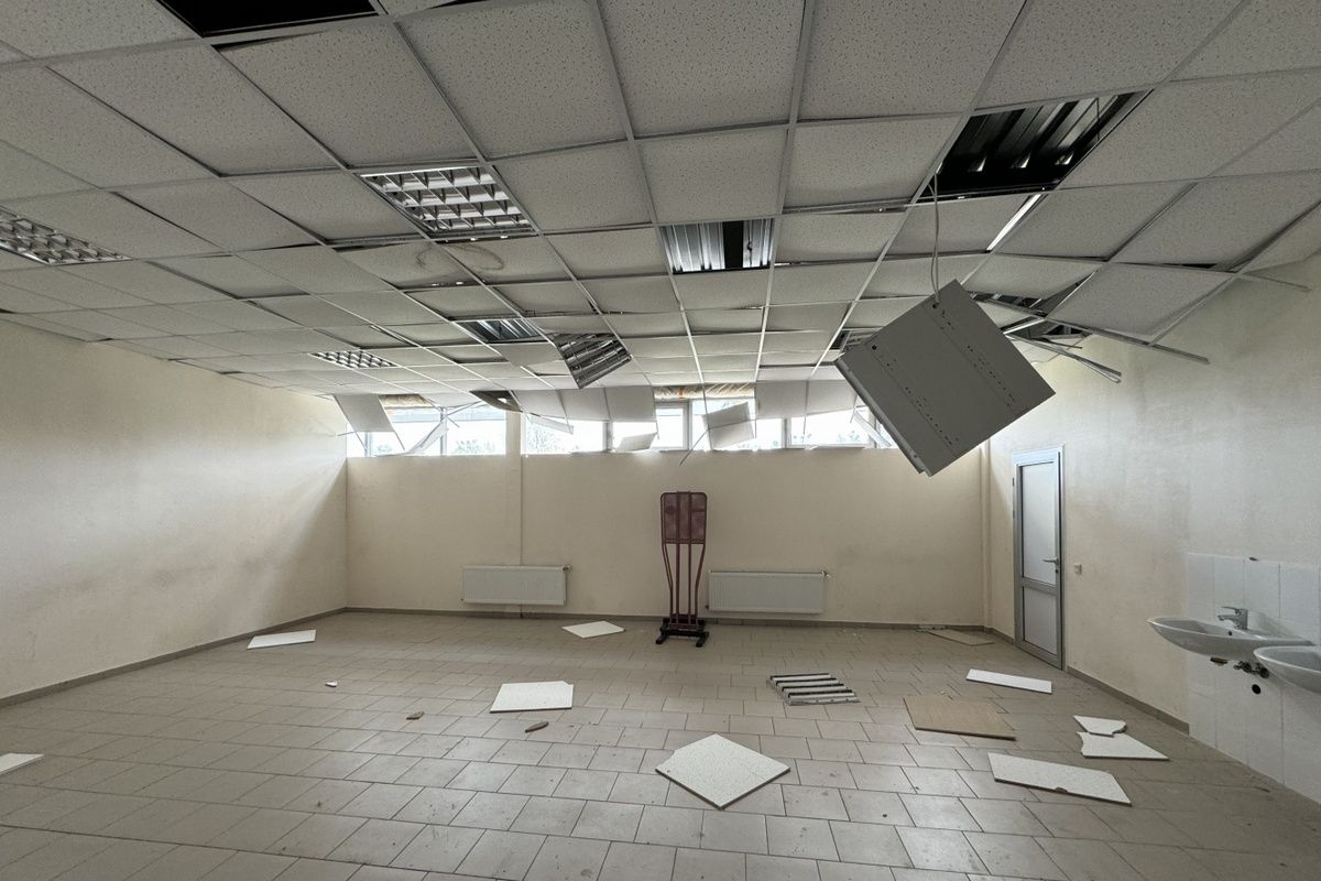 "Приліт по базі - це приклад. Ці виродки не відповідають за свої дії та роблять все через сраку", - Юрій Береза