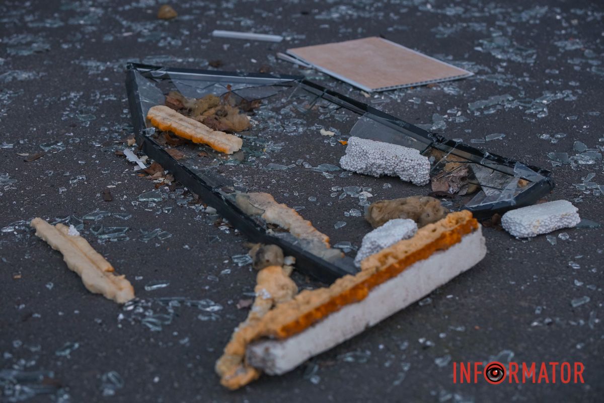 Вибиті шибки 