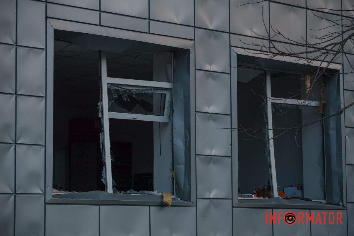 Все, що залишилось від вікон 