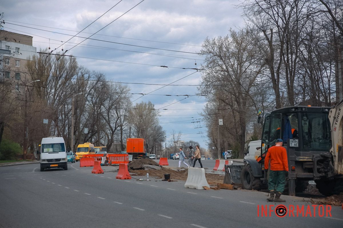 Работы продолжаются на нескольких перекрестках на Богдана Хмельницкого