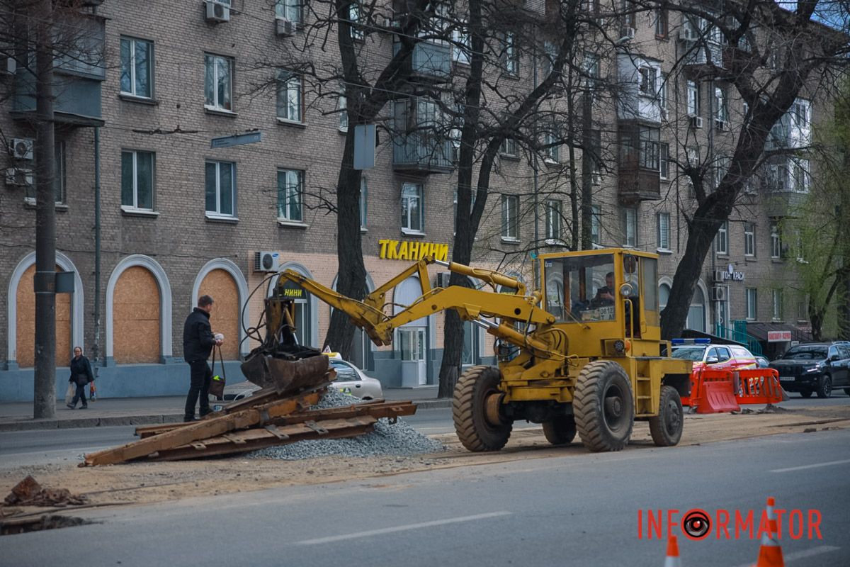 Работают более 20 работников