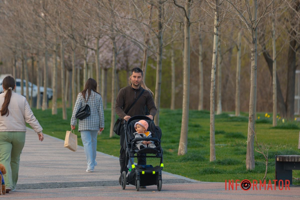 Дніпро живе