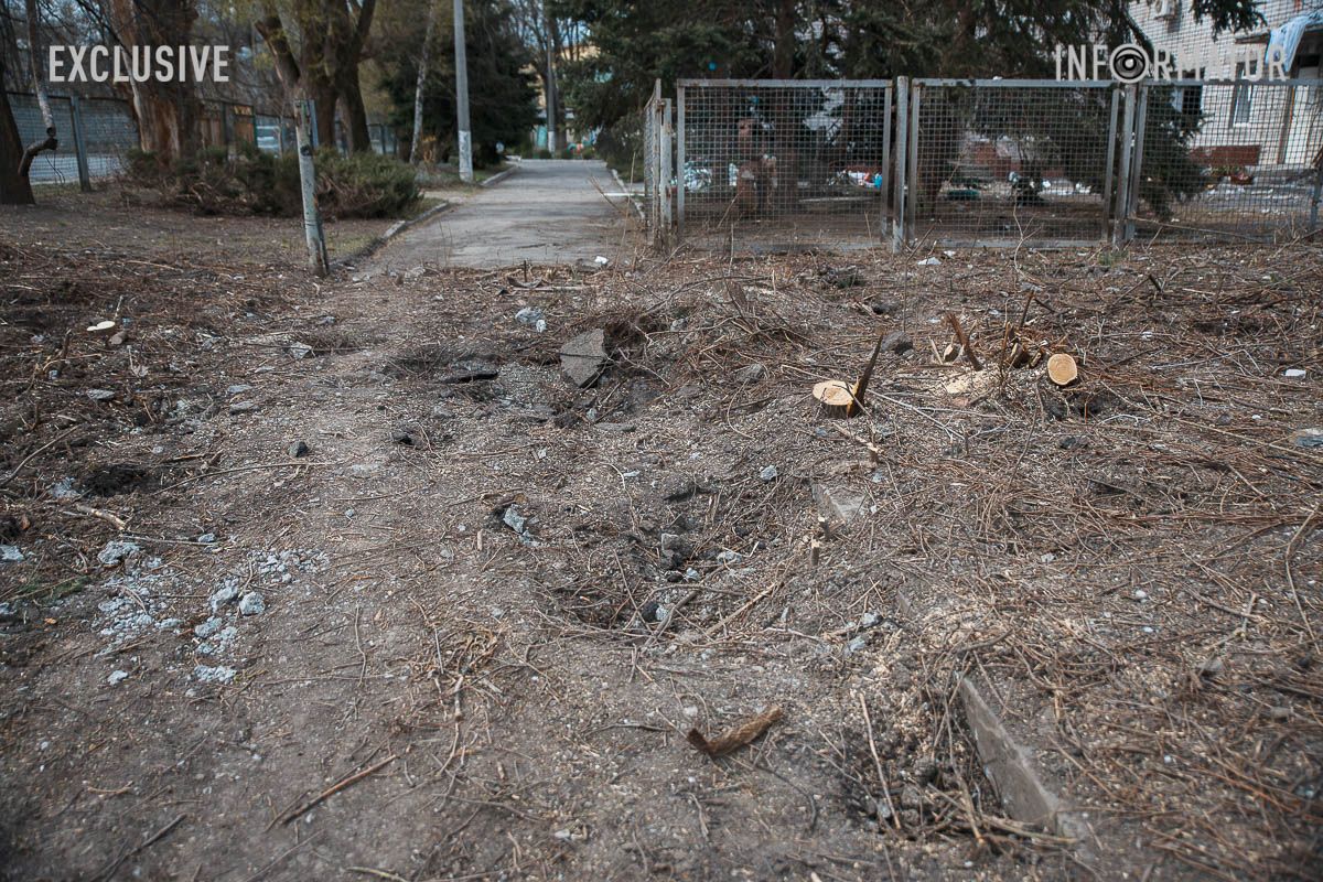 Территория вокруг садика